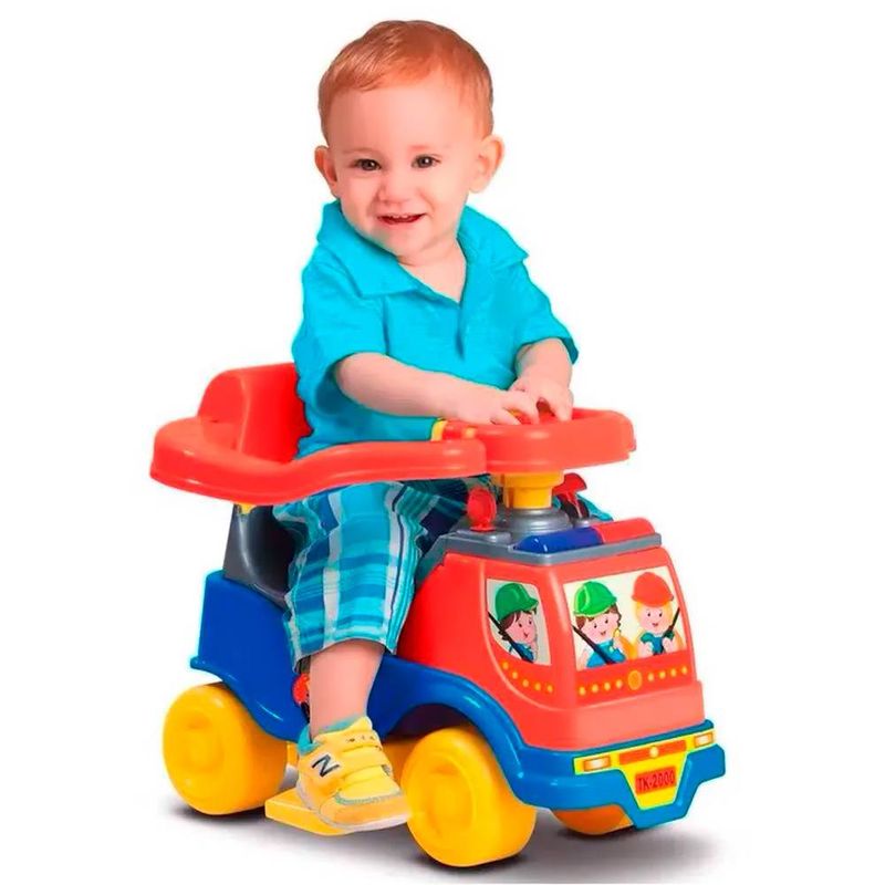 Totoka Plus Menino Carrinho De Passeio + Jogo Infantil Responda Se