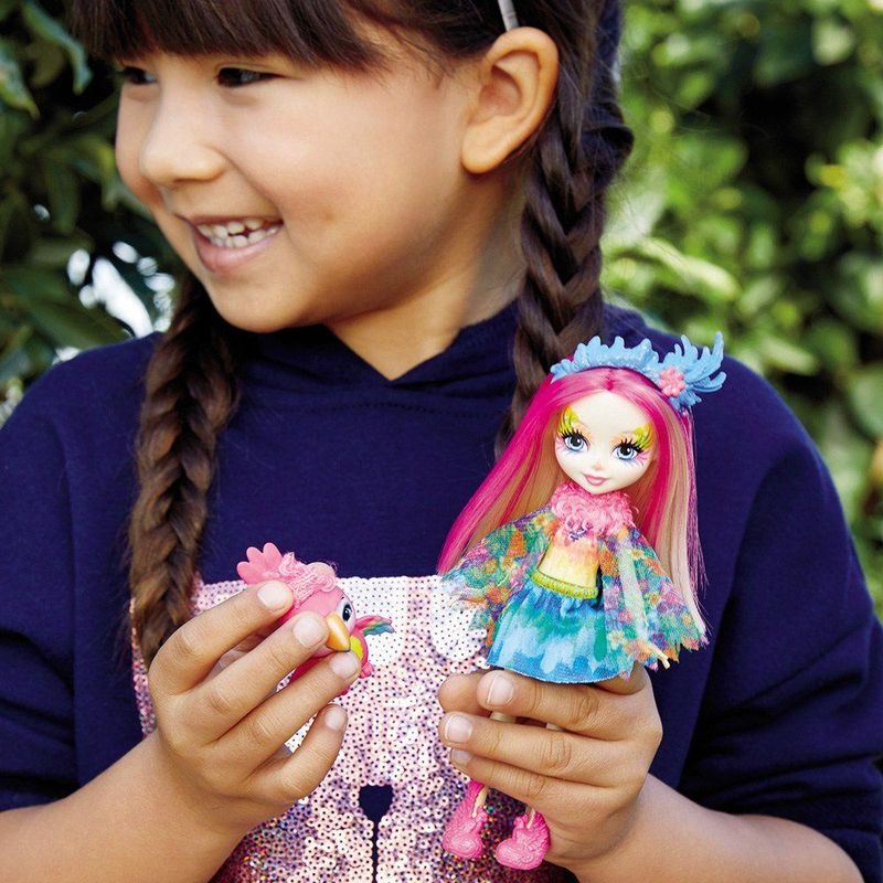 Enchantimals peeki parrot deals doll & sheeny