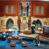 76382-LEGO-Harry-Potter-Aula-de-Transfiguracao-76382-2