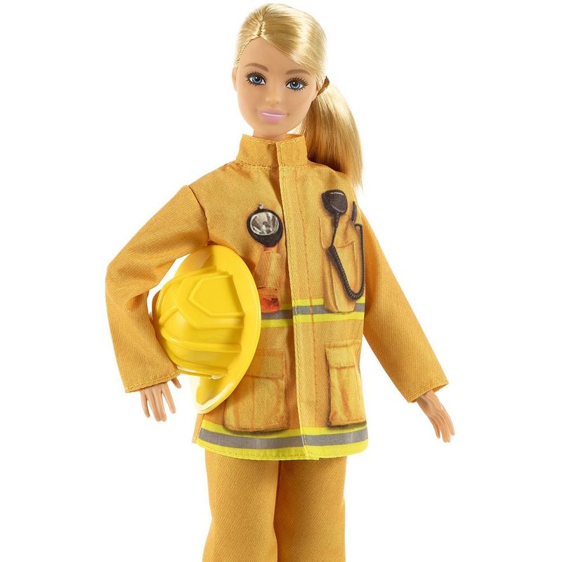 Barbie Uniforme Escolar - jogos online de menina