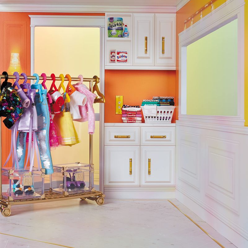 Casa de Boneca Rainbow High Doll House 3 Andares Em Madeira 574330 - mga em  Promoção na Americanas