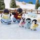 EPO5694---Sylvanian-Families---Familia-dos-Pinguins---Epoch-3